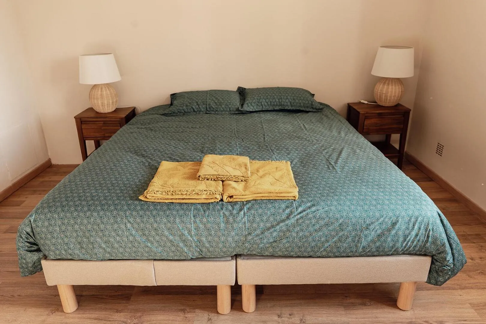 Holiday home La Ferme Du 645 Villa Entraigues-sur-la-Sorgue